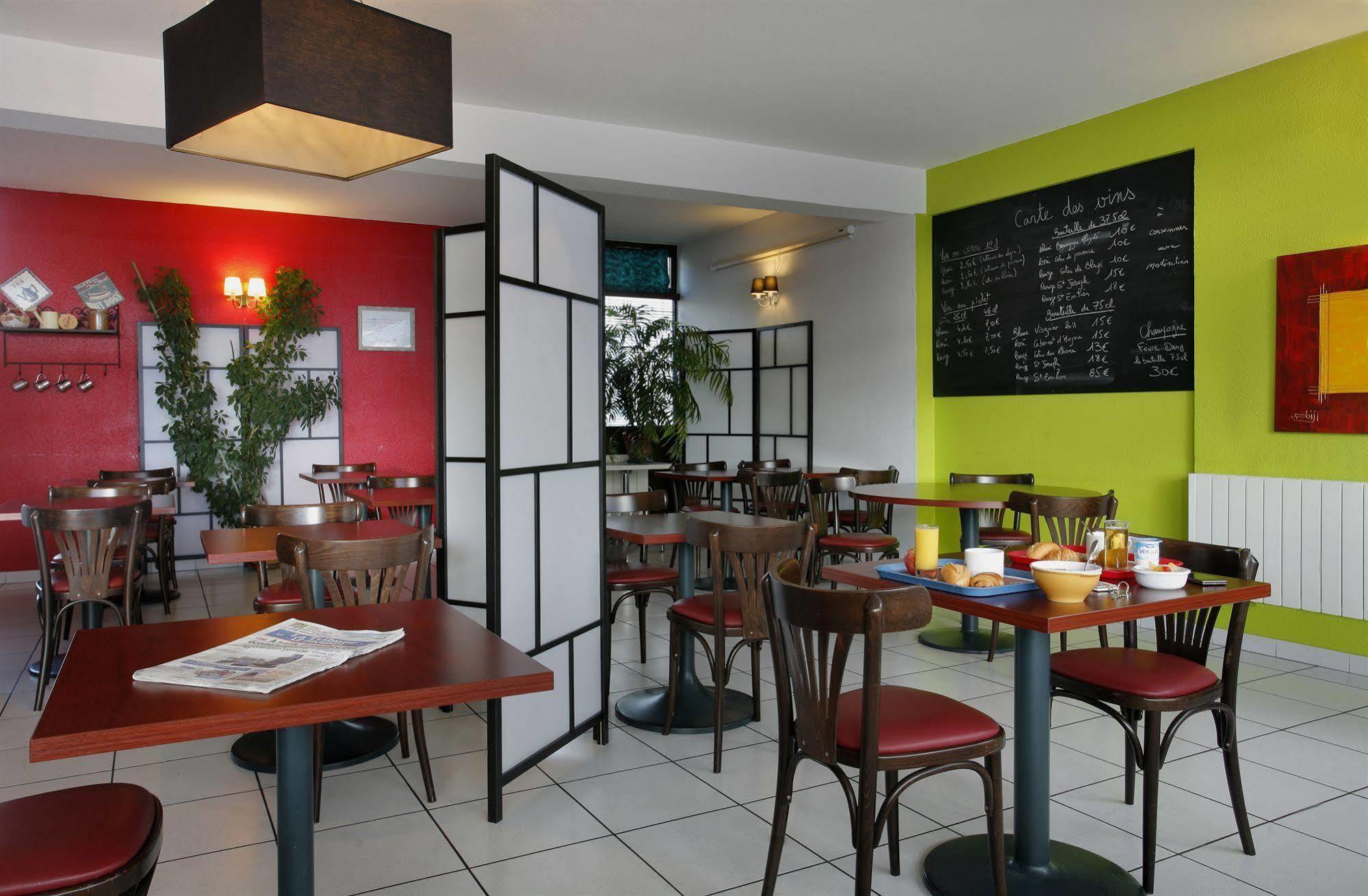 The Originals City, Hélios, Roanne Nord 3*